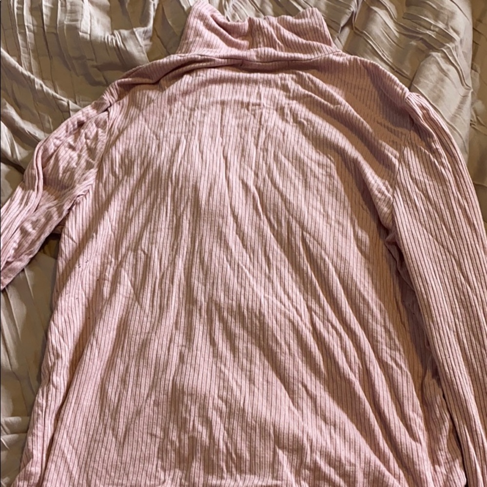 Pink Ribbed Turtle Neck - Picture 4 of 4
